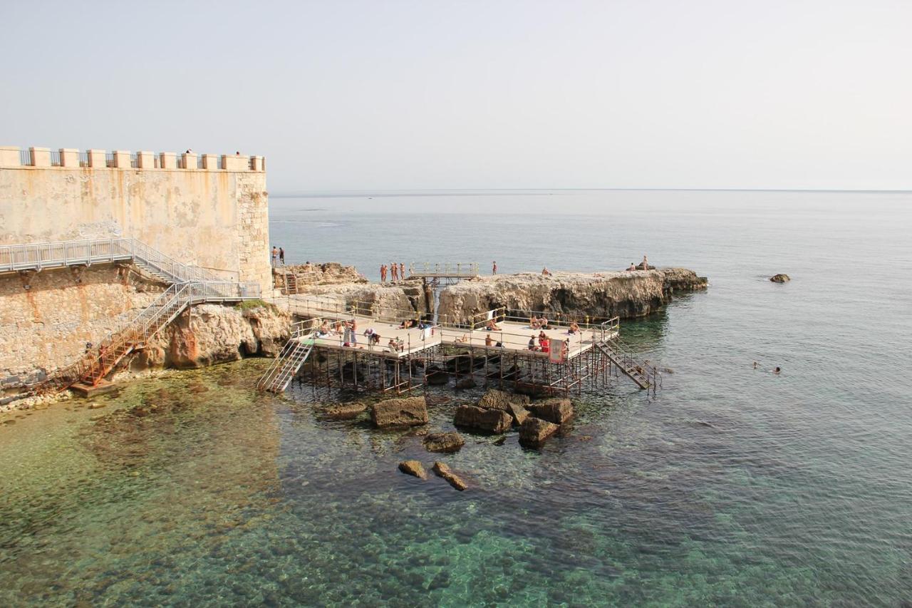 La Gemma Di Ortigia Bed & Breakfast Сиракуза Екстериор снимка