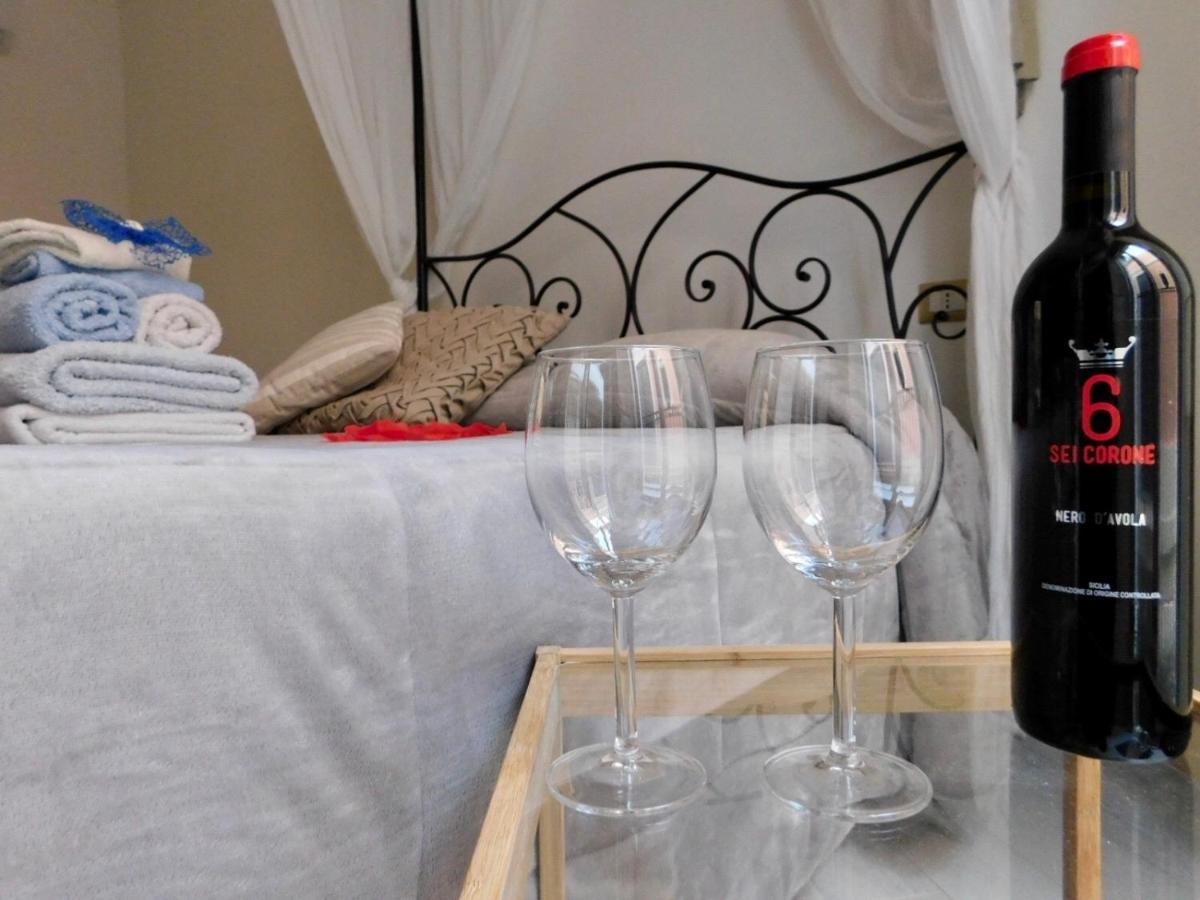 La Gemma Di Ortigia Bed & Breakfast Сиракуза Екстериор снимка